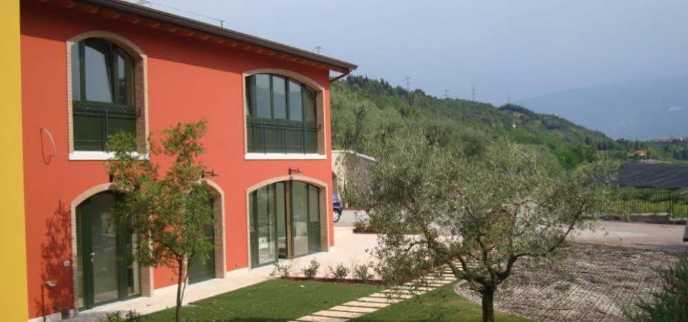 Agriturismo Camparella Pastrengo Buitenkant foto